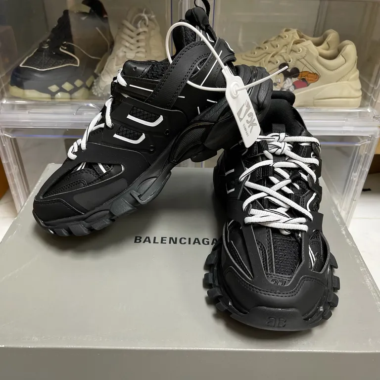 Balenciaga Shoe 